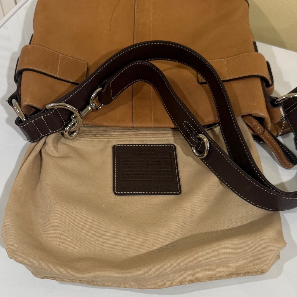 Coach Shoulder Bag Coach Soho Coach Crossbody with Silver Hardware Coach Bag - Picture 6 of 9